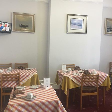 Avoca Villa Guest House 圣赫利尔泽西 外观 照片