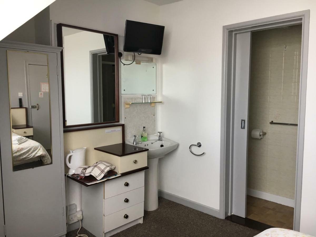 Avoca Villa Guest House 圣赫利尔泽西 外观 照片
