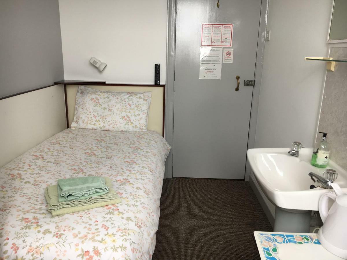 Avoca Villa Guest House 圣赫利尔泽西 外观 照片